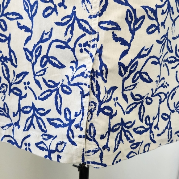 Old Navy floral denim skirt - Picture 5 of 8